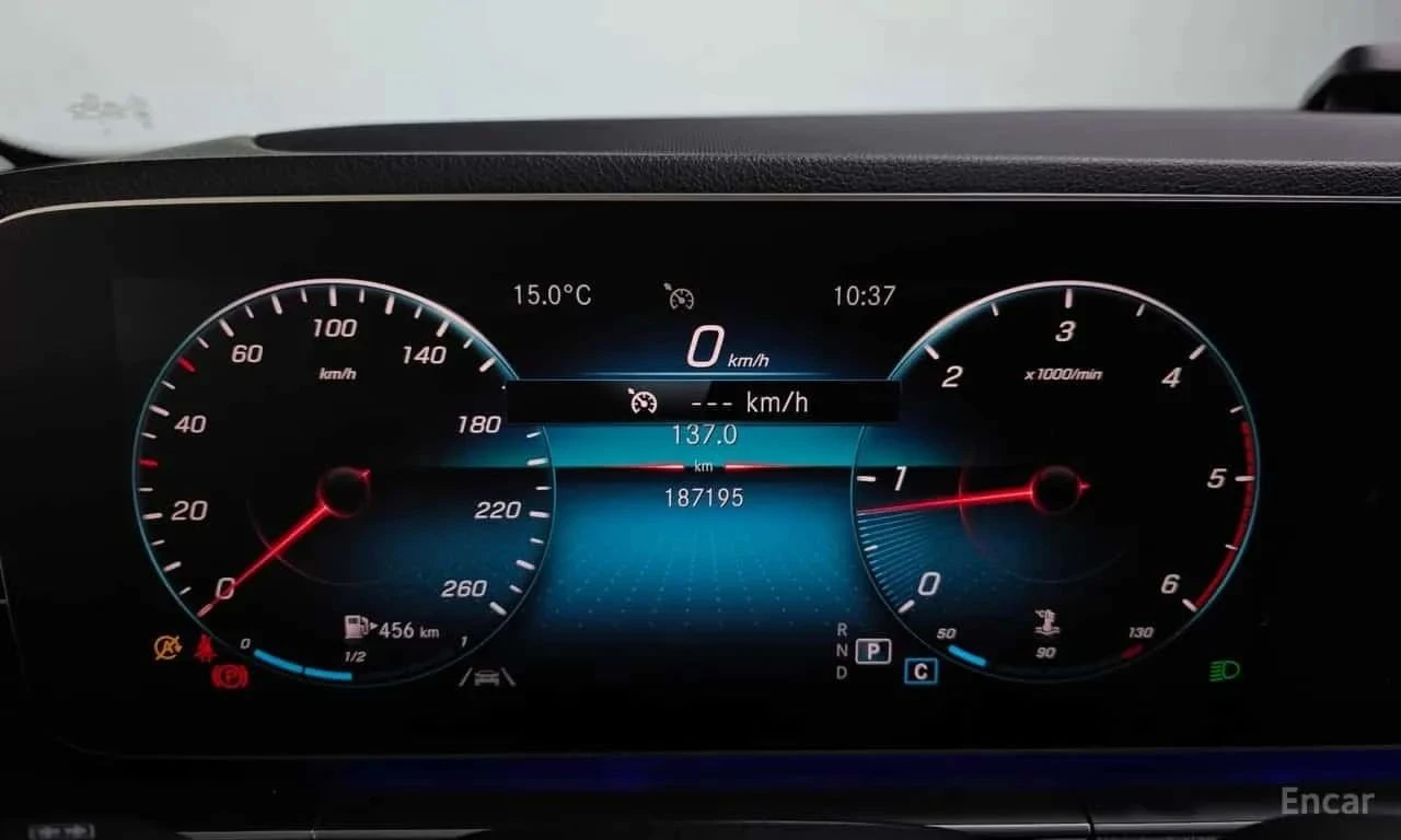 Mercedes-Benz GLE 300, снимка 7 - Автомобили и джипове - 56707702