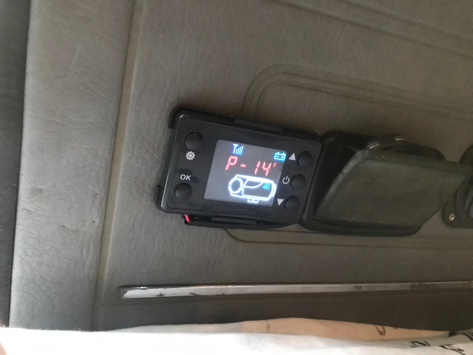 VW T3 Caravel, снимка 11 - Бусове и автобуси - 53802499