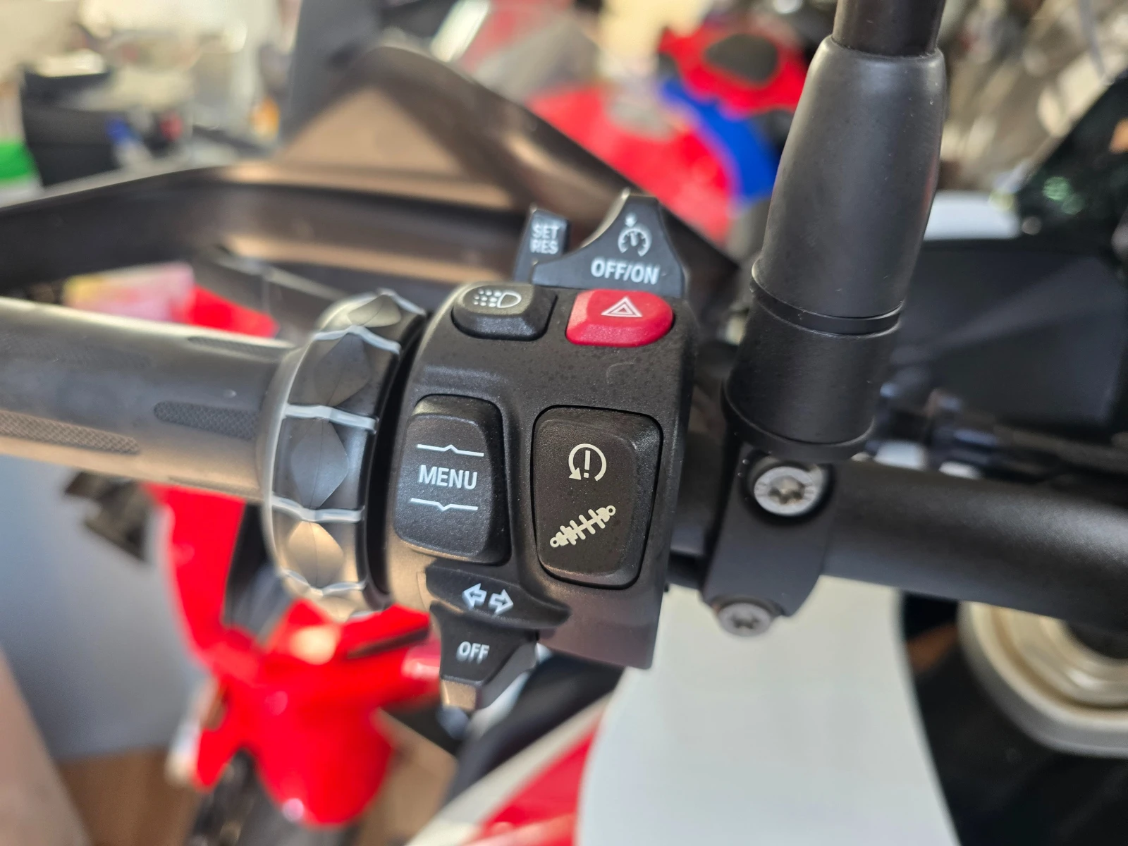 BMW S 1000XR M Akrapovic  - изображение 10
