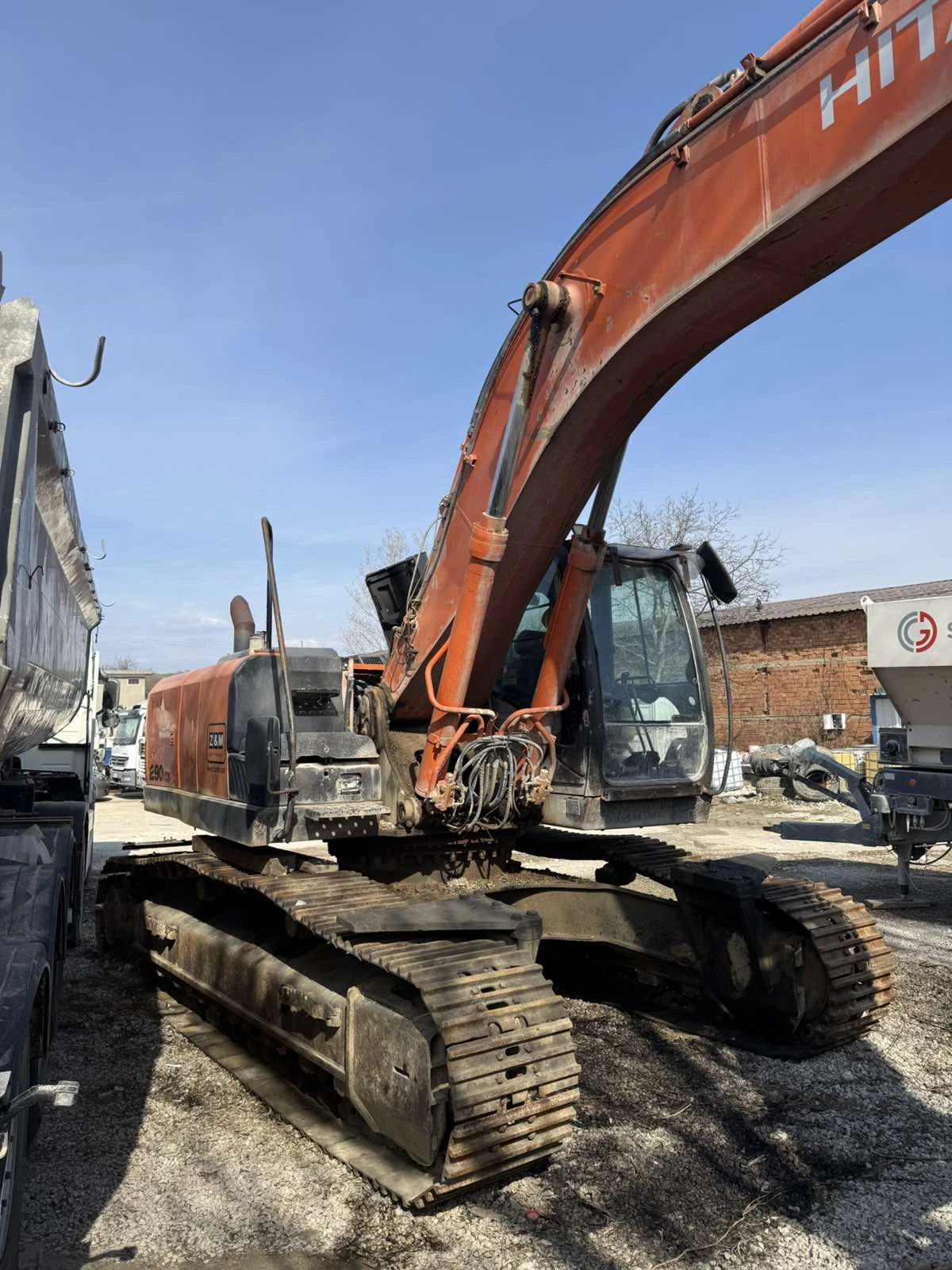 Багер Hitachi ZX290LCN-5B, снимка 3 - Индустриална техника - 53875951