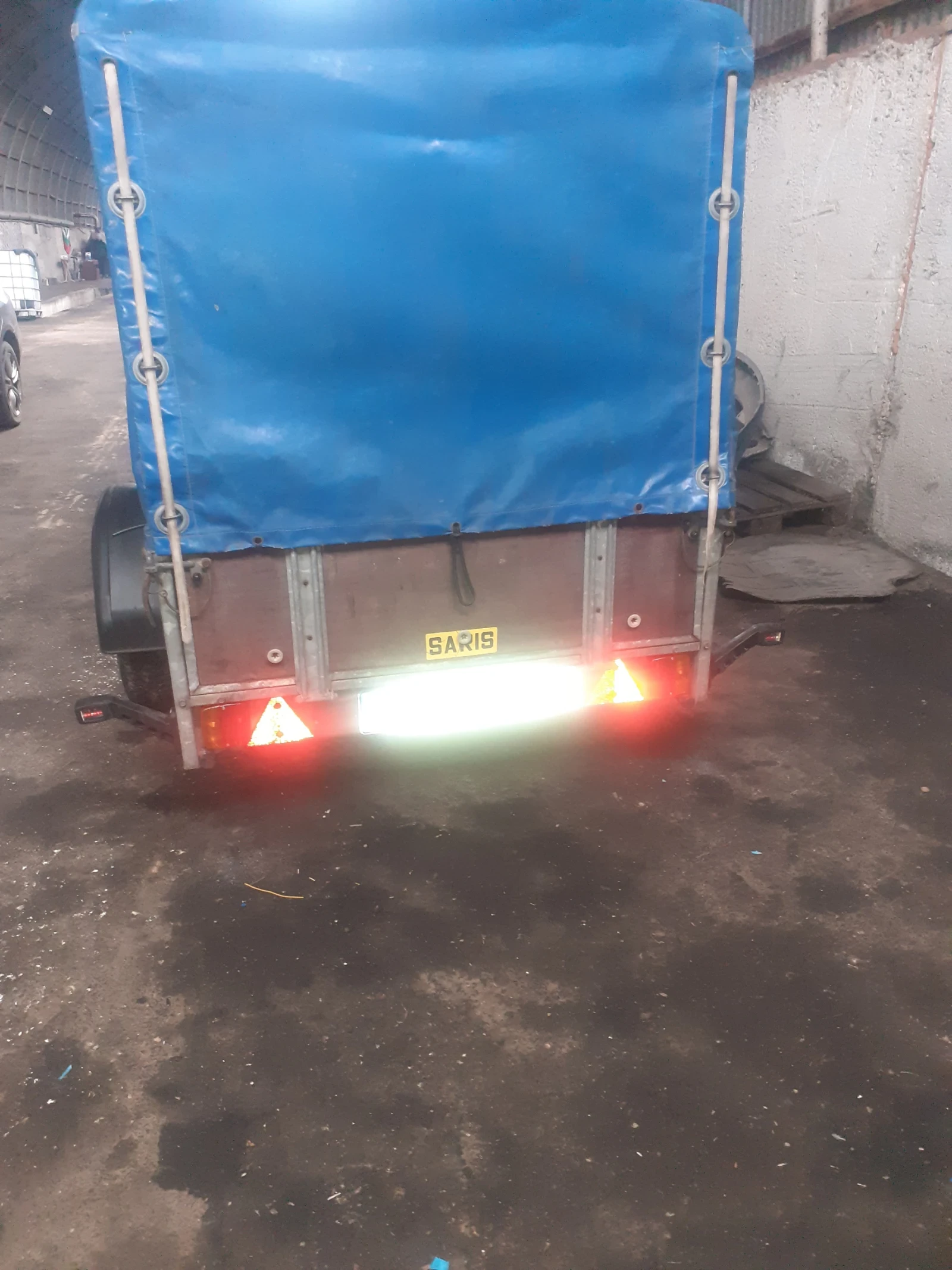 �� ��������� Saris | Mobile.bg � ����������� 2