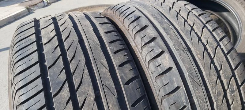 Гуми Летни 245/40R18, снимка 1 - Гуми и джанти - 32916722