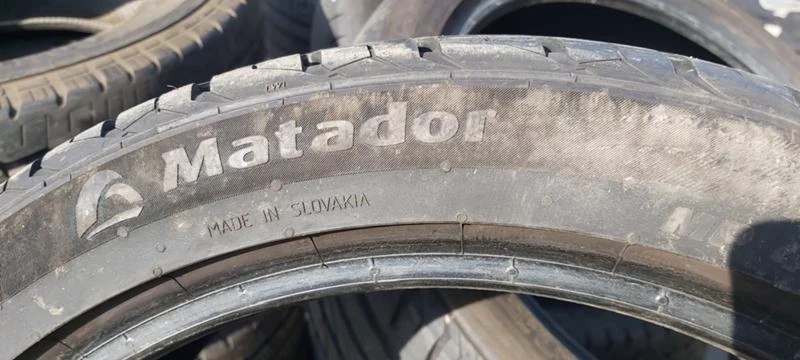 Гуми Летни 245/40R18, снимка 6 - Гуми и джанти - 32916722