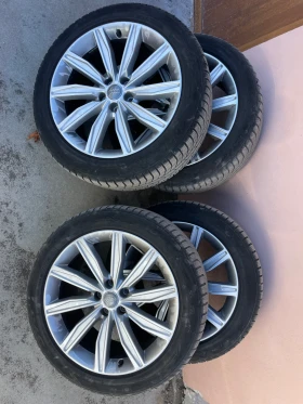 Гуми с джанти Toyo 235/50R19, снимка 2 - Гуми и джанти - 47705107