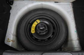 Ford Fiesta 1.5 TDCI ЛИЗИНГ, снимка 13