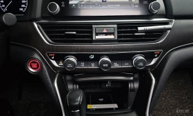 Honda Accord * 1.5T* КОЖА* ПОДГРЕВ* НАВИ* ЛЕД* ШИБИДАХ* КАМЕРА*, снимка 12