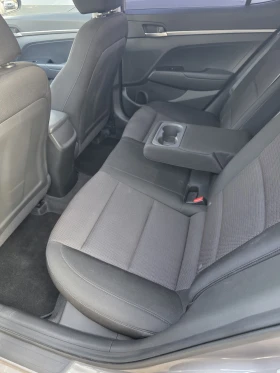 Hyundai Elantra | Mobile.bg    9