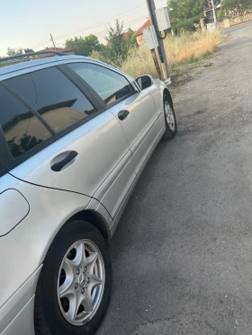Обява за продажба на Mercedes-Benz C 220 ~6 360 лв. - изображение 2