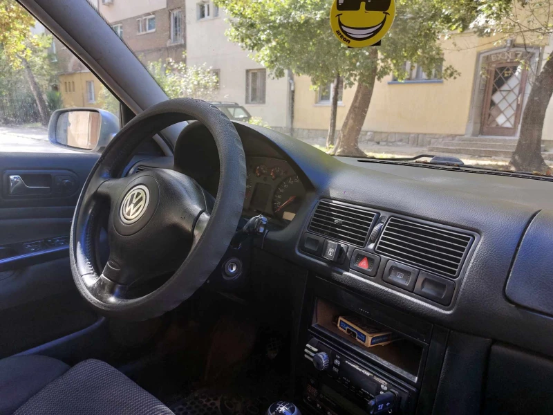 VW Golf 4, снимка 5 - Автомобили и джипове - 47408247