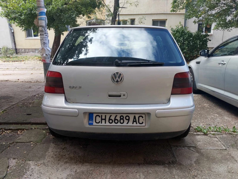 VW Golf 4, снимка 2 - Автомобили и джипове - 47408247