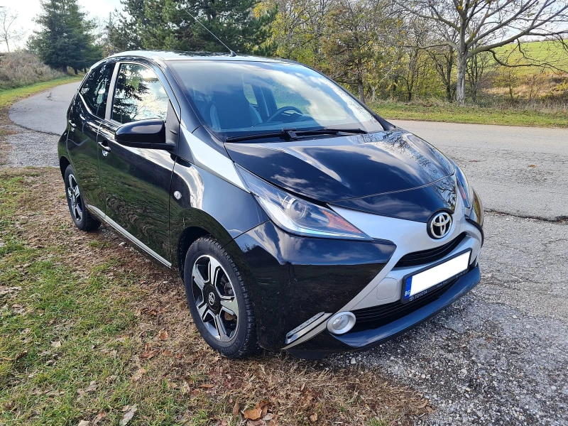 Toyota Aygo AВОМАТИК/42.000км/ПЪЛНА СЕРВИЗНА ИСТОРИЯ, снимка 3 - Автомобили и джипове - 47992897