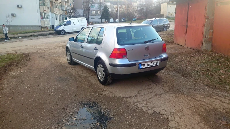 VW Golf 1.4i, снимка 4 - Автомобили и джипове - 48551358