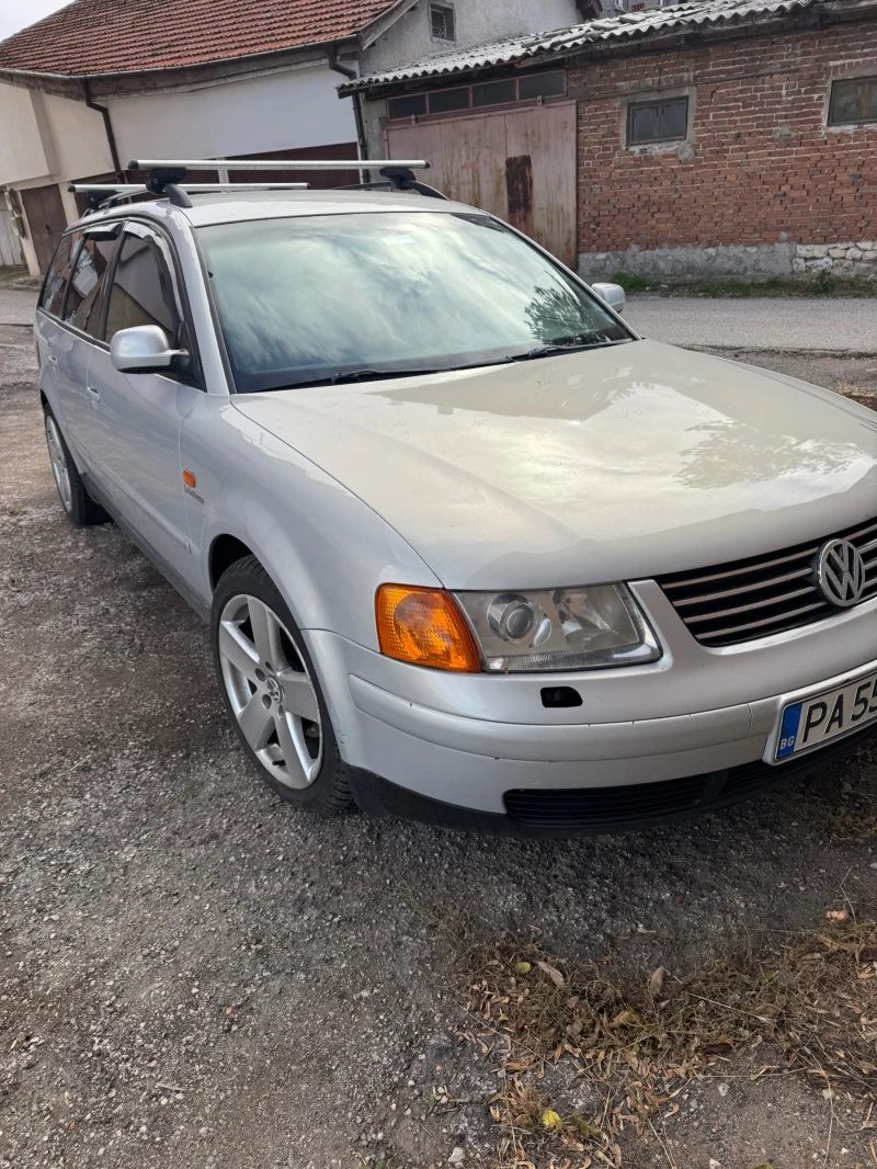 VW Passat, снимка 2 - Автомобили и джипове - 48694541