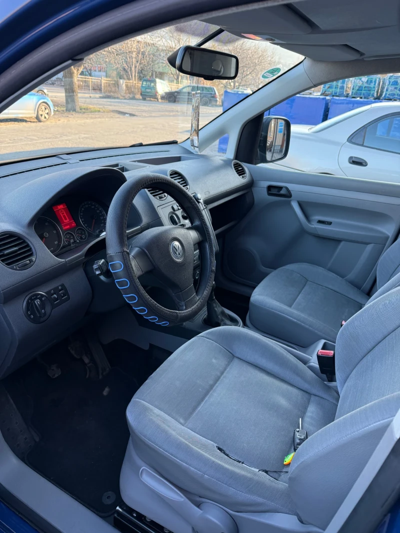 VW Caddy 1.9 TDI, снимка 8 - Автомобили и джипове - 49065370