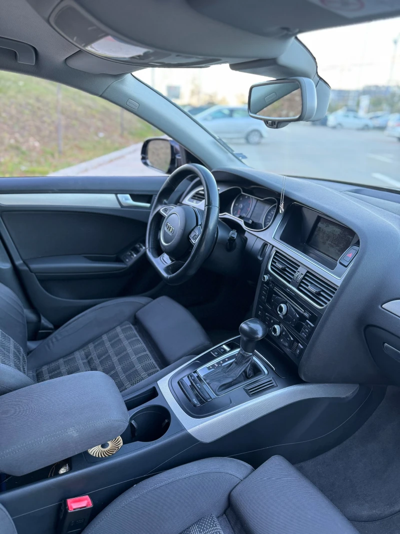 Audi A4 B8.5 S-LINE, снимка 13 - Автомобили и джипове - 52323753