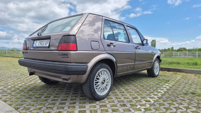 VW Golf Syncro 1.8, снимка 3 - Автомобили и джипове - 52346795