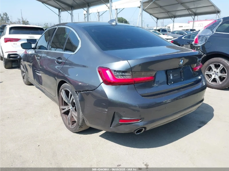 BMW 330 SPORT LINE* DIGITAL* AMBIENT* ПОДГРЕВ, снимка 4 - Автомобили и джипове - 52898698