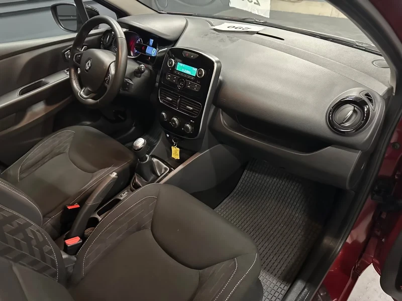 Renault Clio 1.5DCI Само на части , снимка 9 - Автомобили и джипове - 53134485