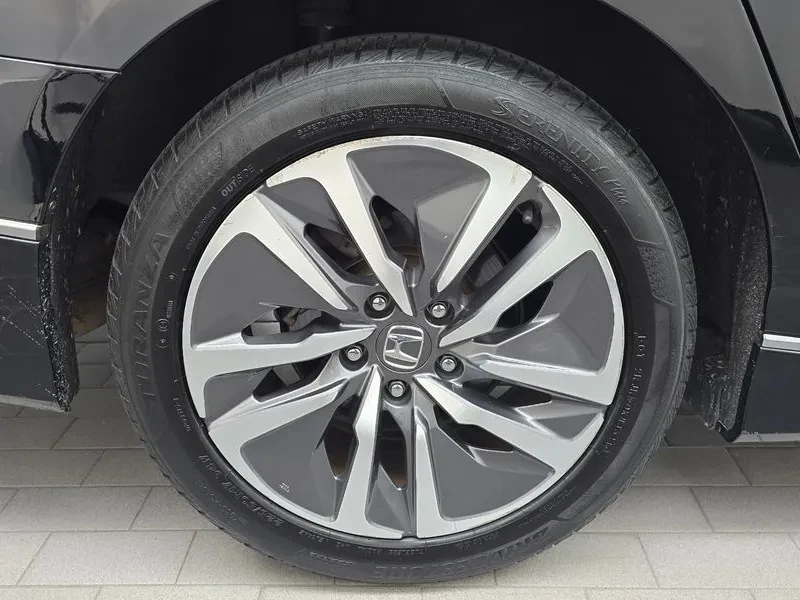 Honda Accord 10Th Generation 2.0 Hybrid Ex-L, снимка 5 - Автомобили и джипове - 56078775