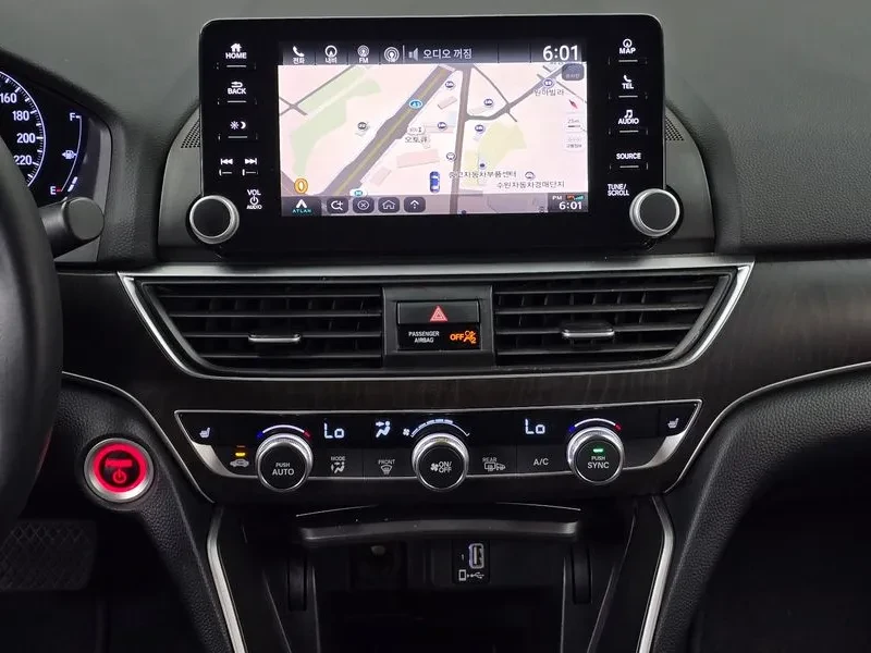 Honda Accord 10Th Generation 2.0 Hybrid Ex-L, снимка 12 - Автомобили и джипове - 56078775