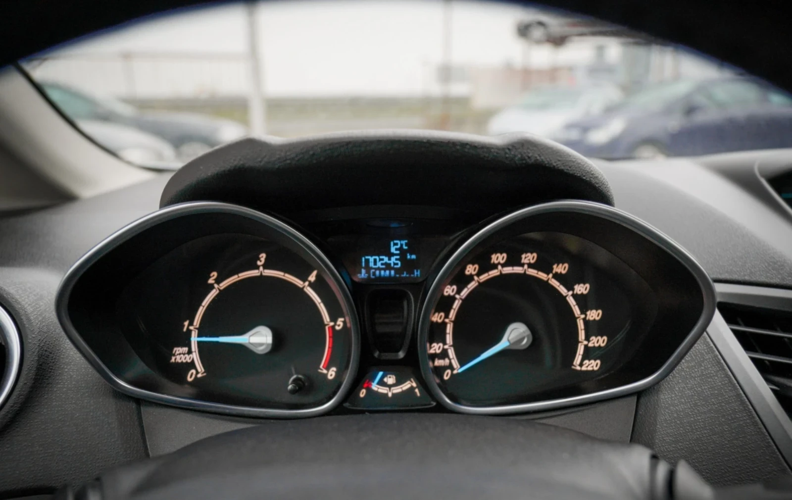 Ford Fiesta 1.5 TDCI ЛИЗИНГ, снимка 7 - Автомобили и джипове - 49684804