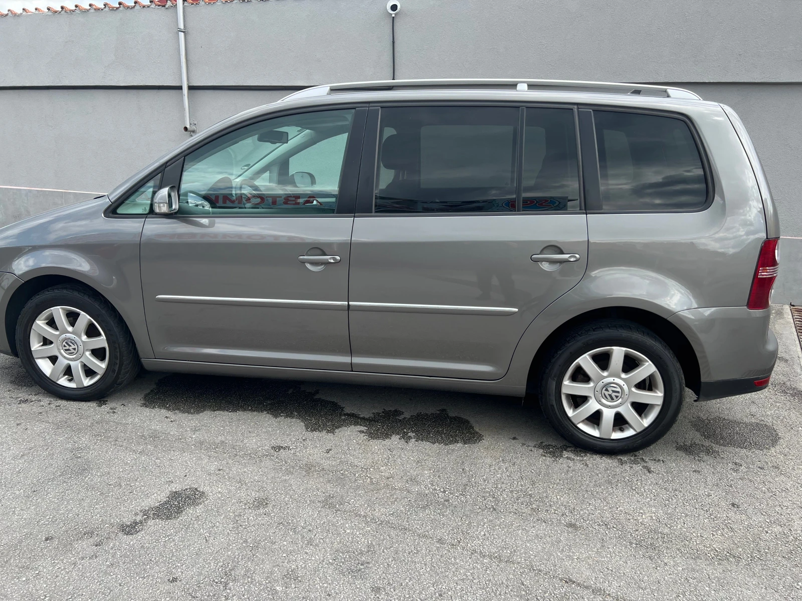 VW Touran 1.9 TDI 105к.с. - изображение 2