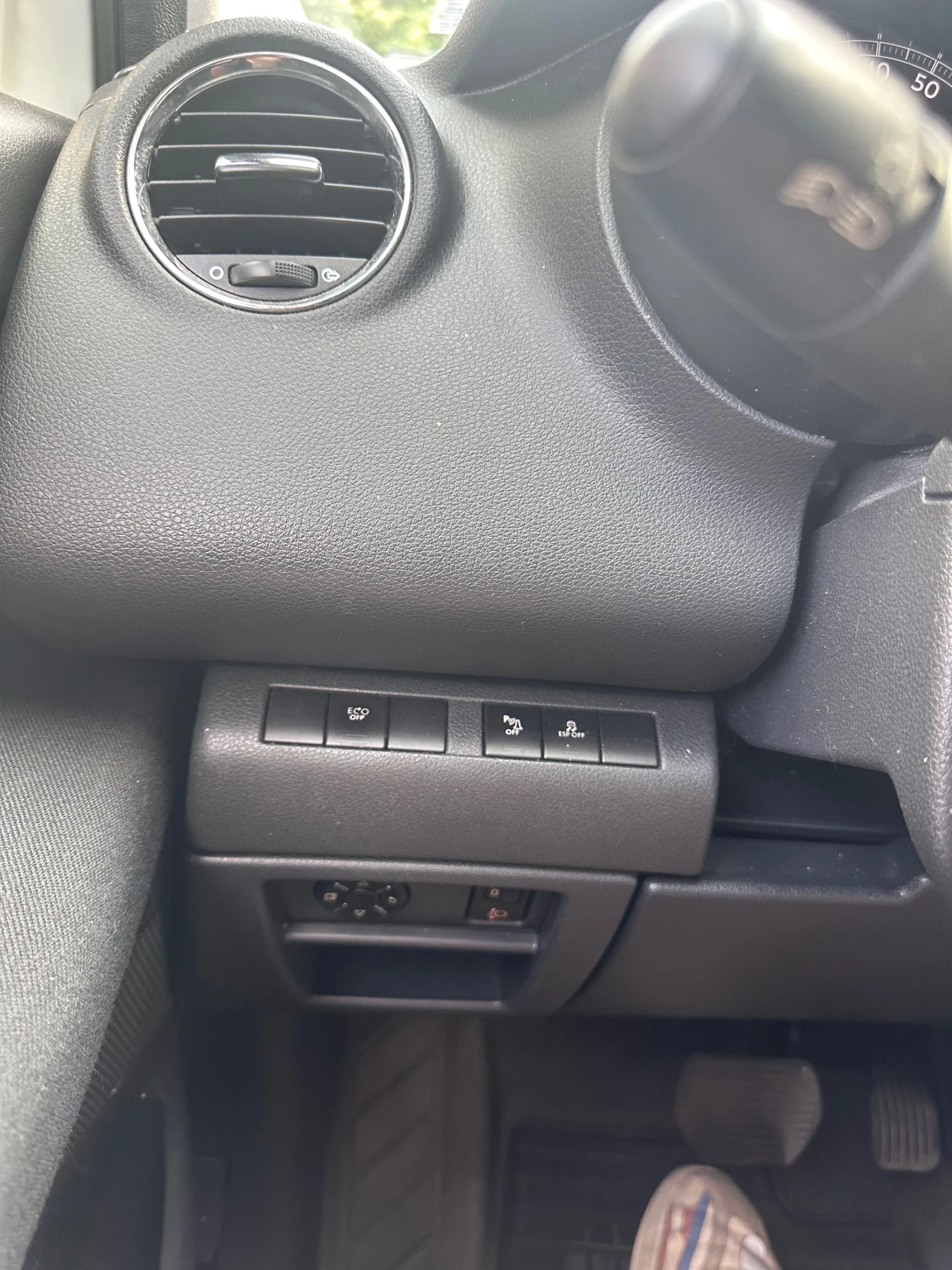 Peugeot 3008 hybrid 4 2.0hdi  - изображение 7