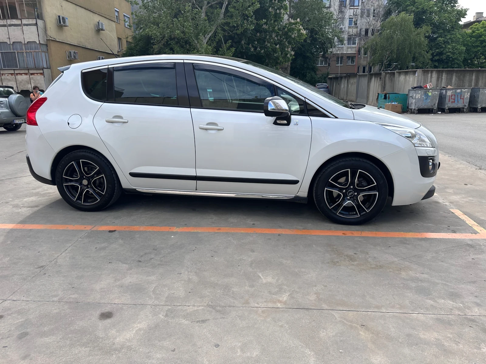 Peugeot 3008 hybrid 4 2.0hdi  - изображение 5
