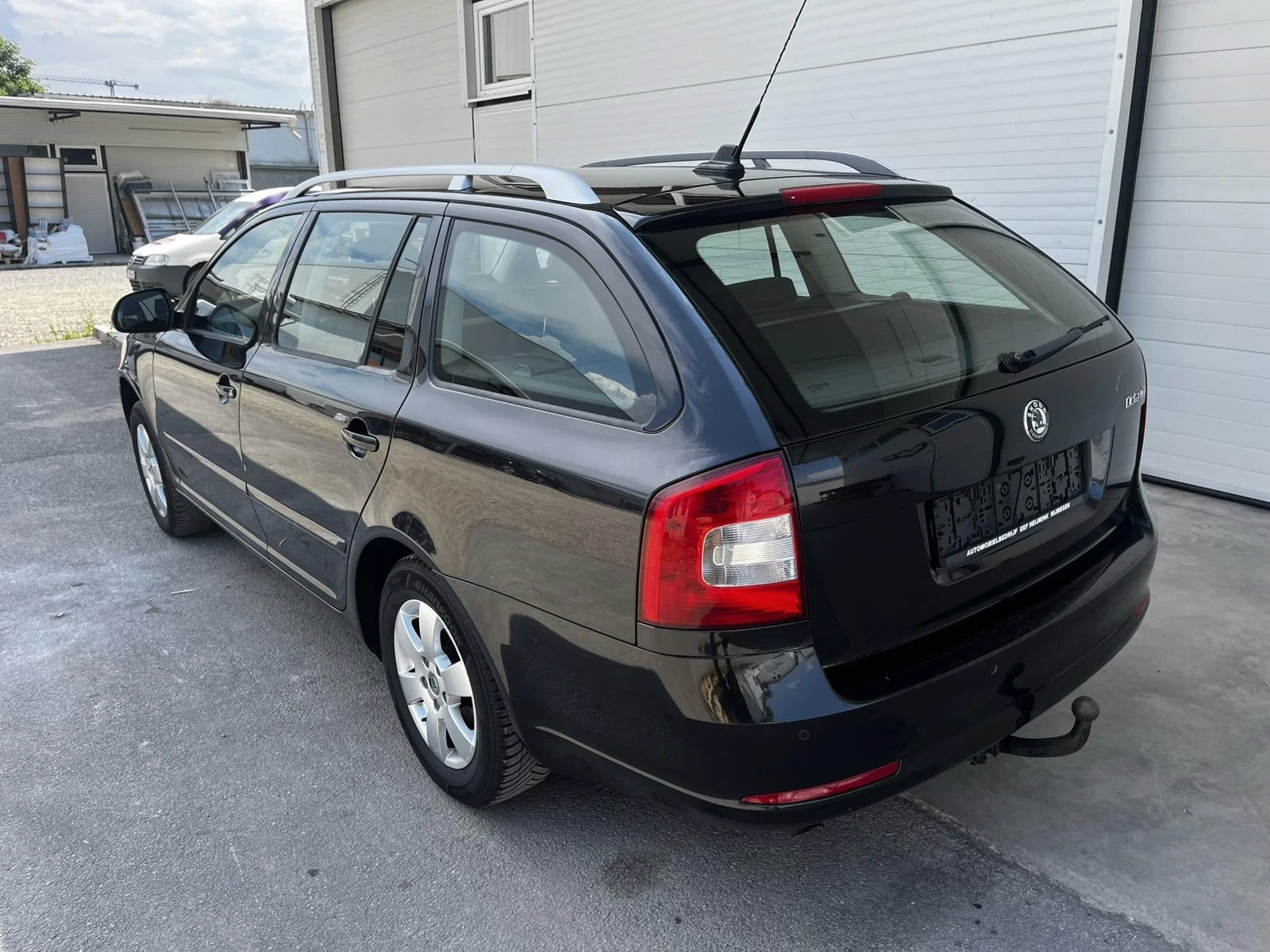Skoda Octavia 1.2 БЕНЗИН - изображение 3