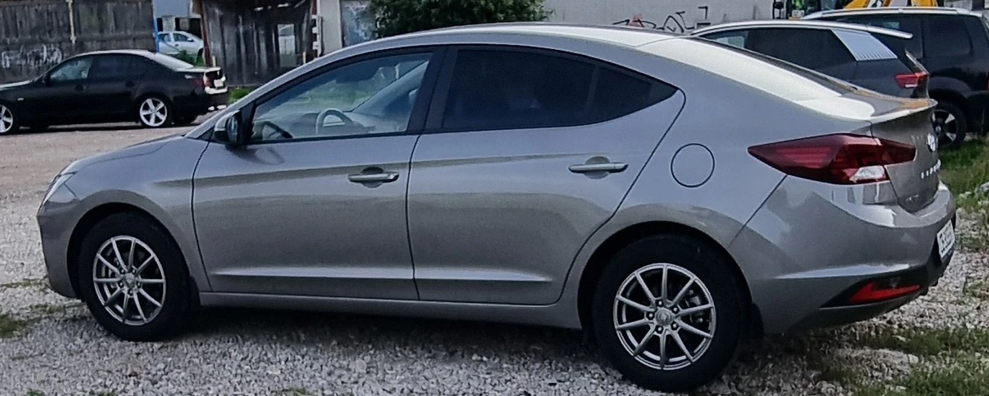 Hyundai Elantra  - изображение 4