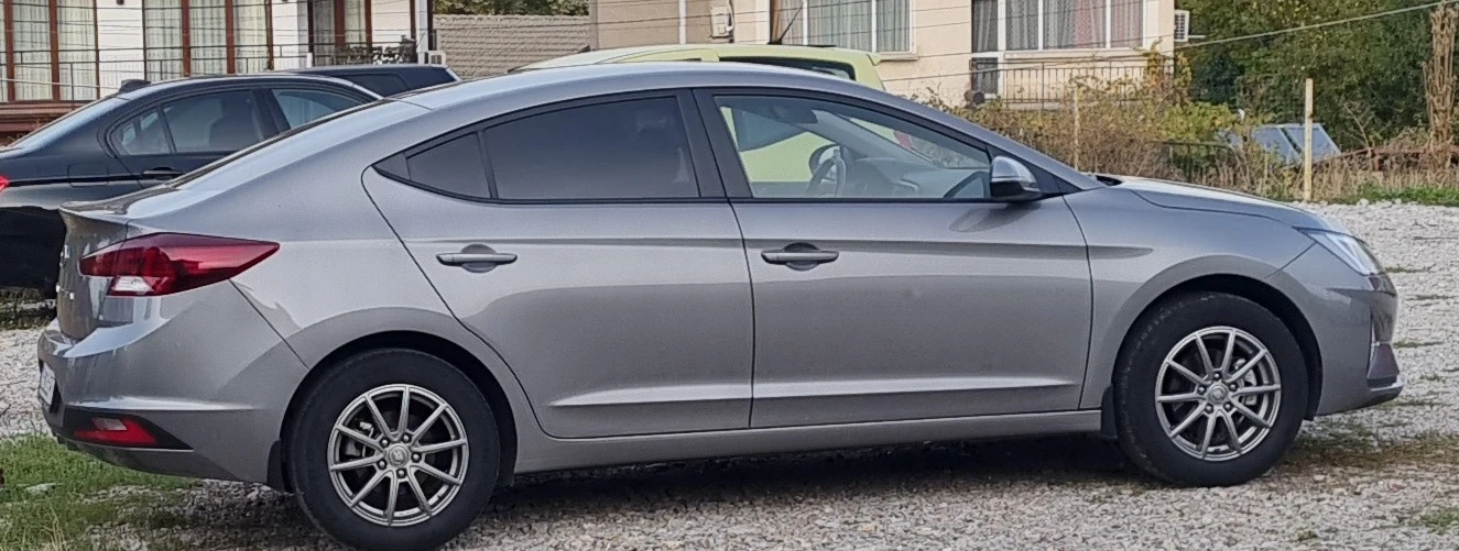 Hyundai Elantra  - изображение 5