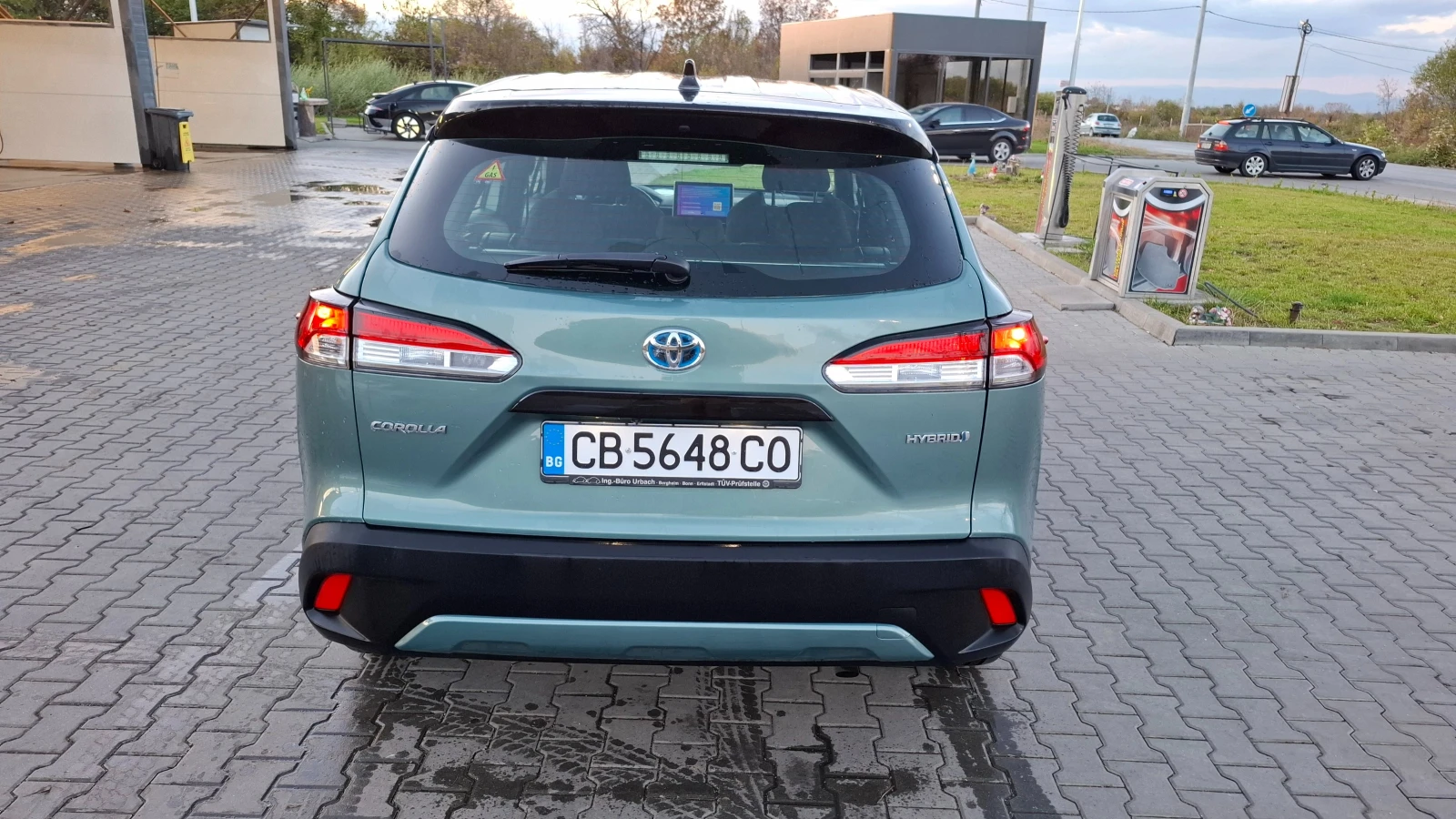 Toyota Corolla 1.8 HYBRID | Mobile.bg   5