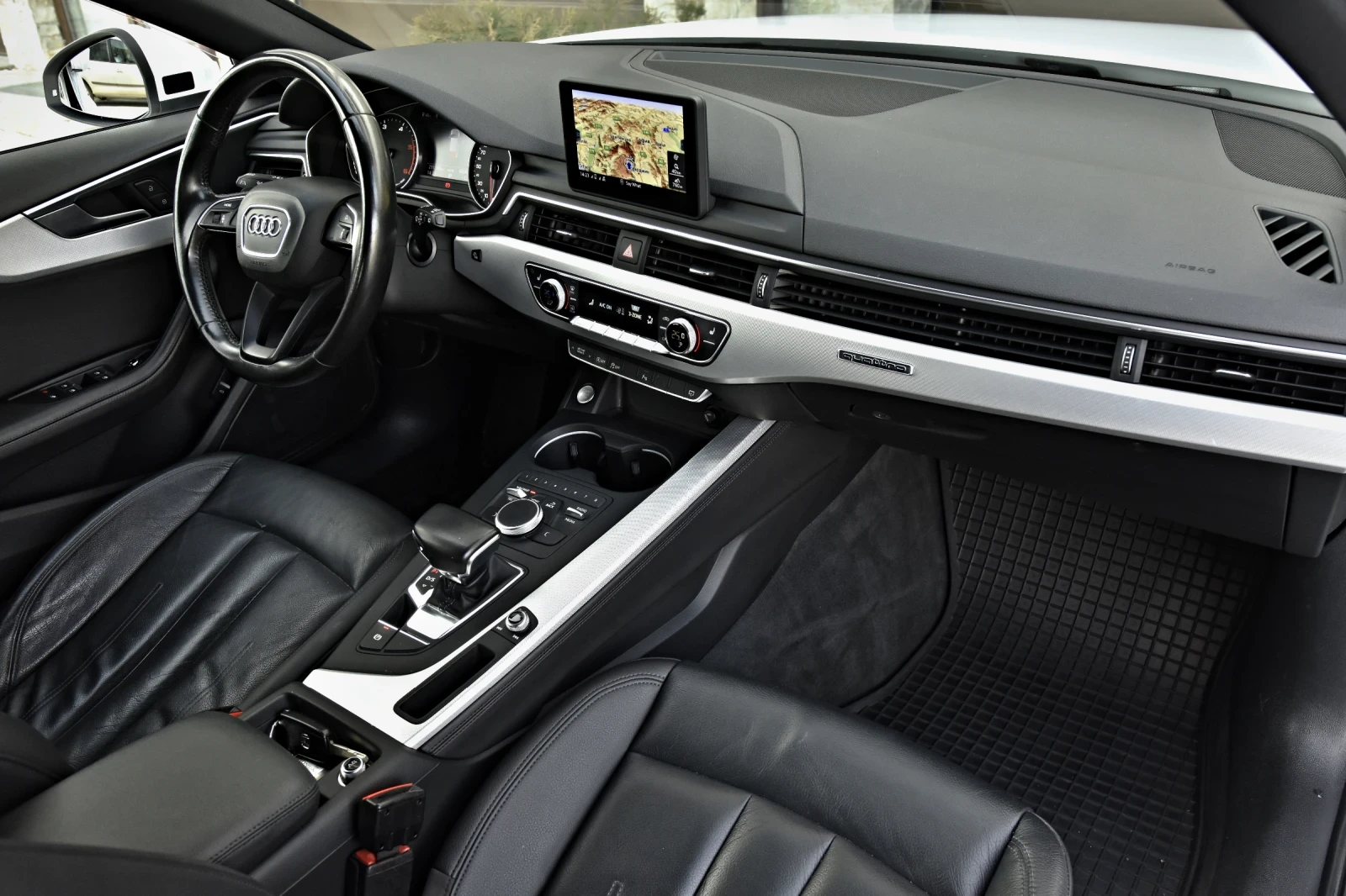 Audi A4, снимка 13 - Автомобили и джипове - 54306367