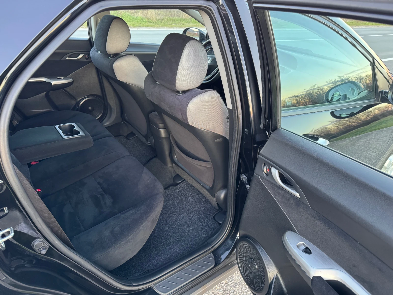 Honda Civic 1.8i | Mobile.bg � ����������� 12