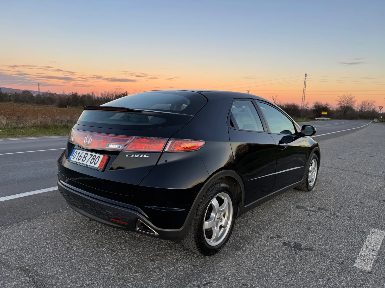 Honda Civic 1.8i - изображение 7