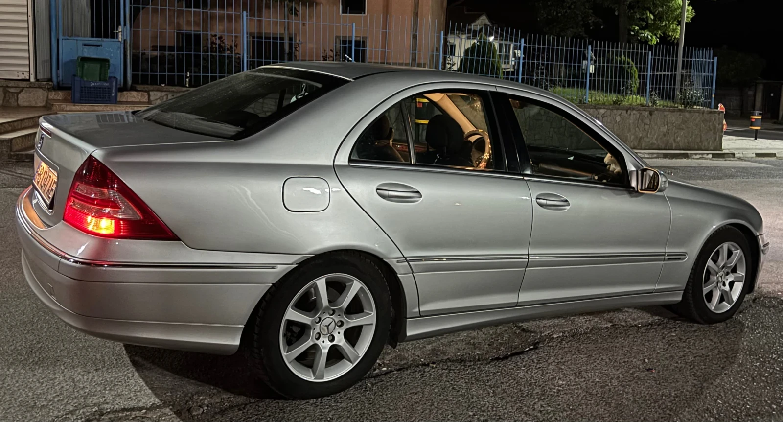 Mercedes-Benz C 220 220cdi - изображение 4