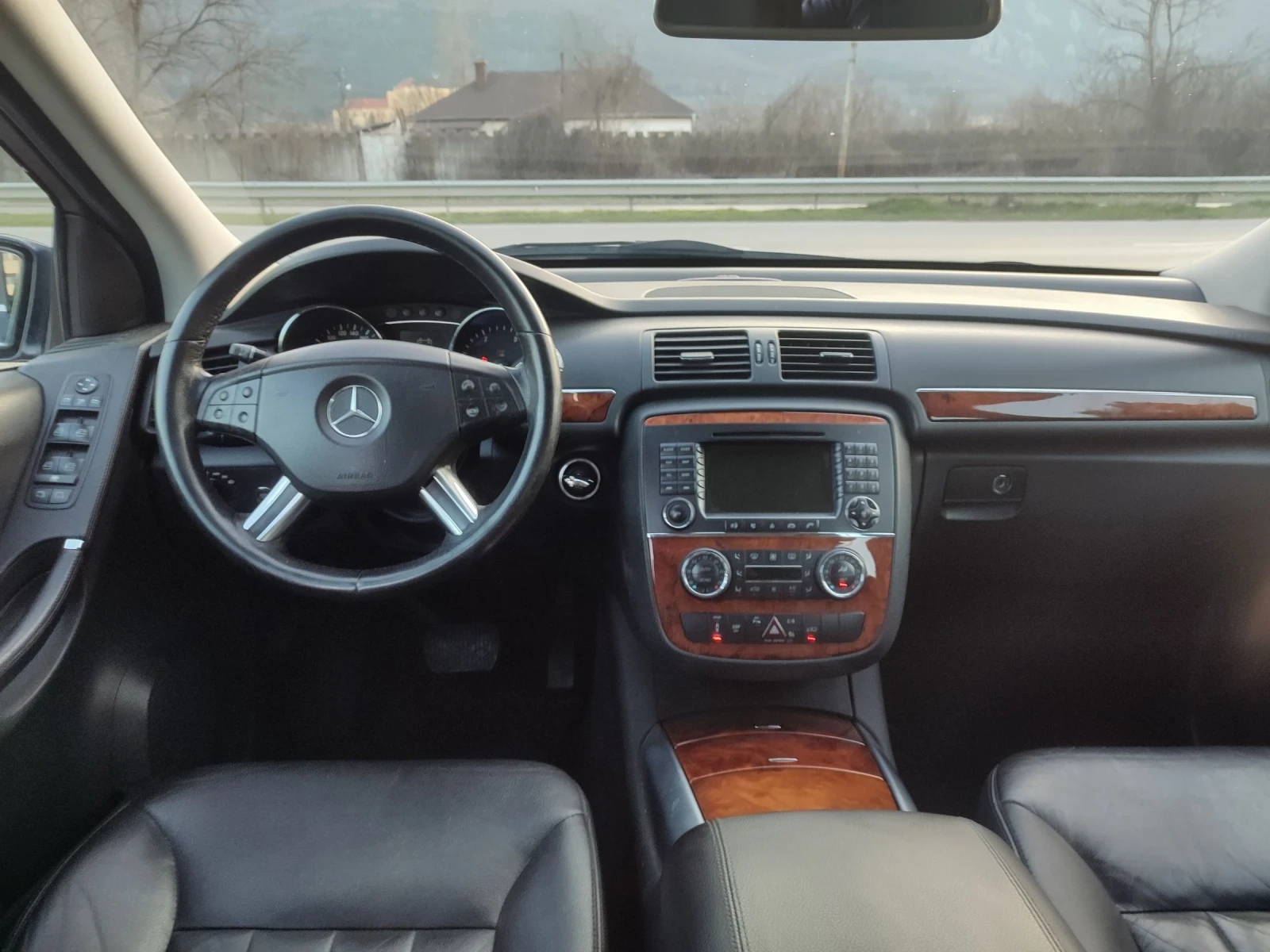 Mercedes-Benz R 320 R320 4matic 224cv, снимка 10 - Автомобили и джипове - 53746214