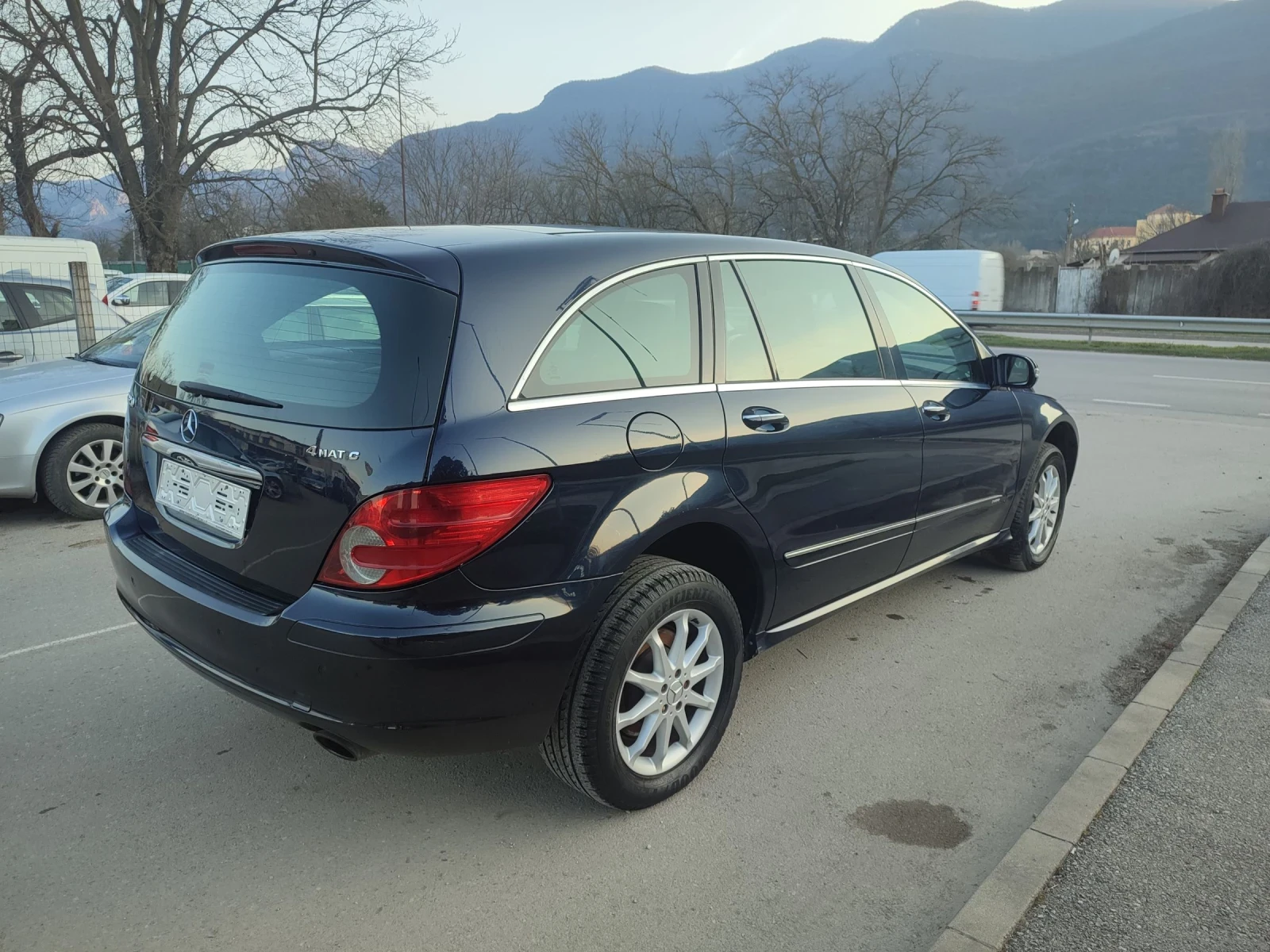 Mercedes-Benz R 320 R320 4matic 224cv, снимка 6 - Автомобили и джипове - 53746214