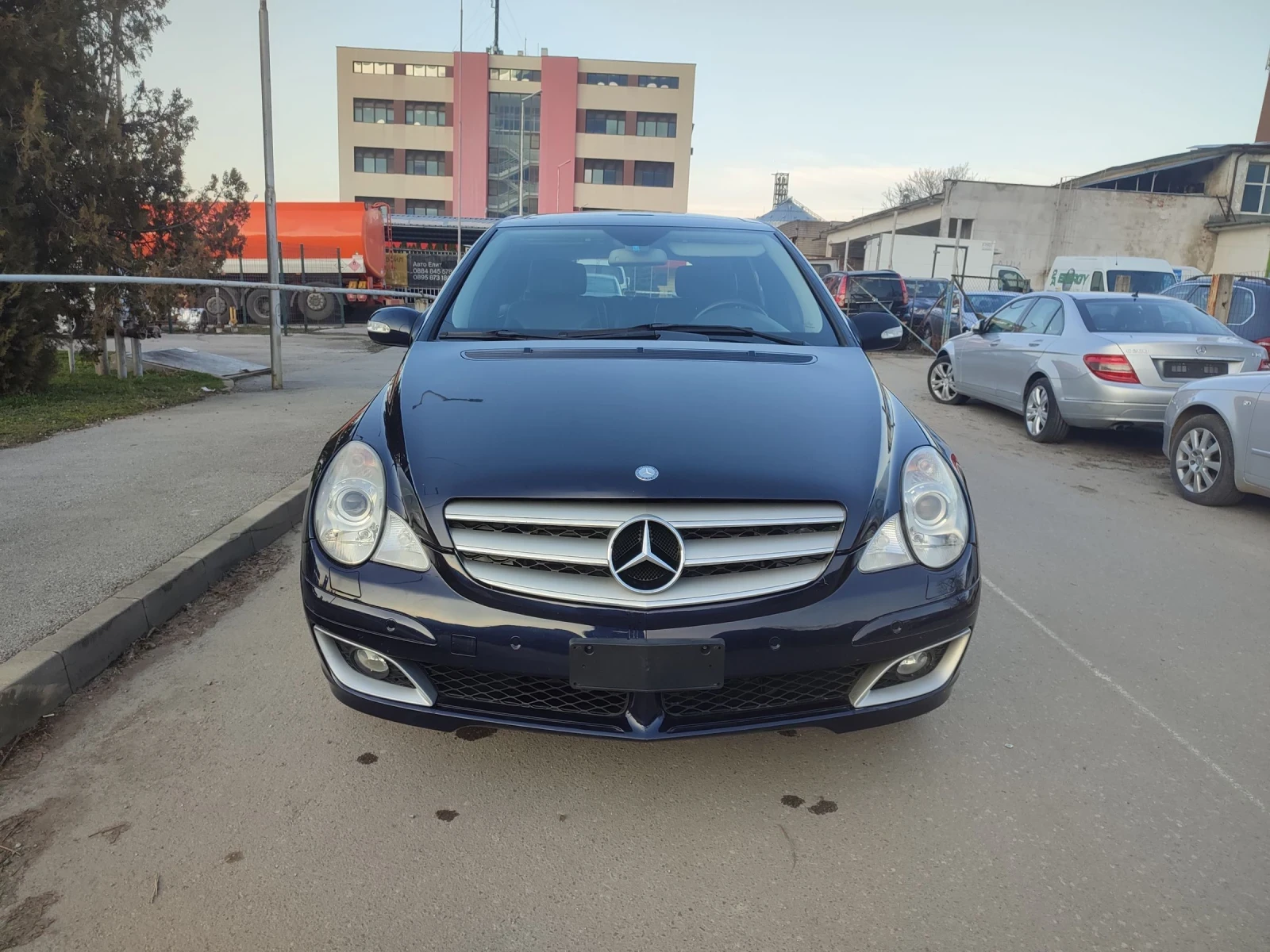 Mercedes-Benz R 320 R320 4matic 224cv, снимка 2 - Автомобили и джипове - 53746214