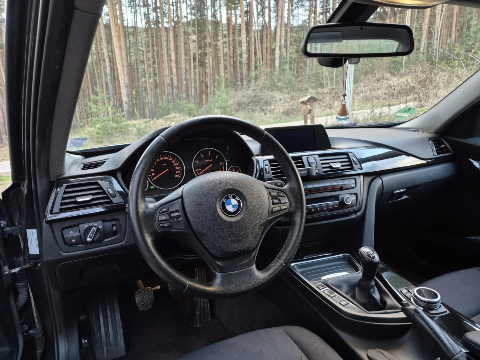 BMW 320 X-DRIVE MANUAL, снимка 7 - Автомобили и джипове - 54104288