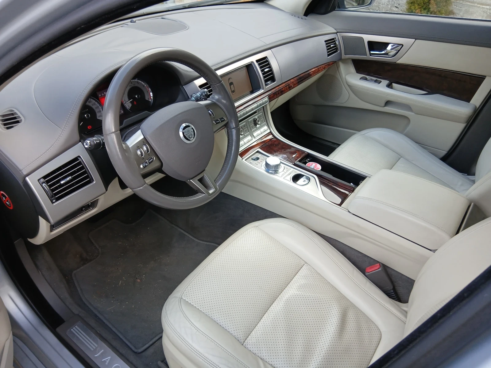 Jaguar Xf 4.2i-V8-300ps , , УНИКАТ, , , снимка 5 - Автомобили и джипове - 54158124