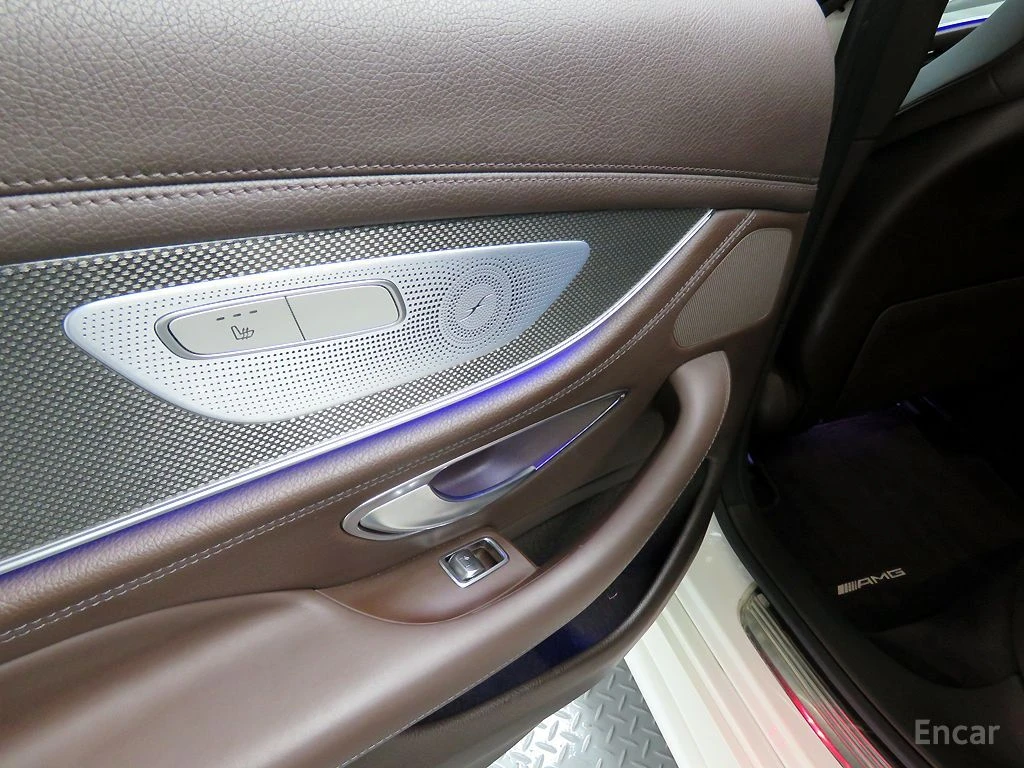 Mercedes-Benz CLS 300 AMG* BURMESTER* 4 ��������* ������* �����* ���� | Mobile.bg � ����������� 13