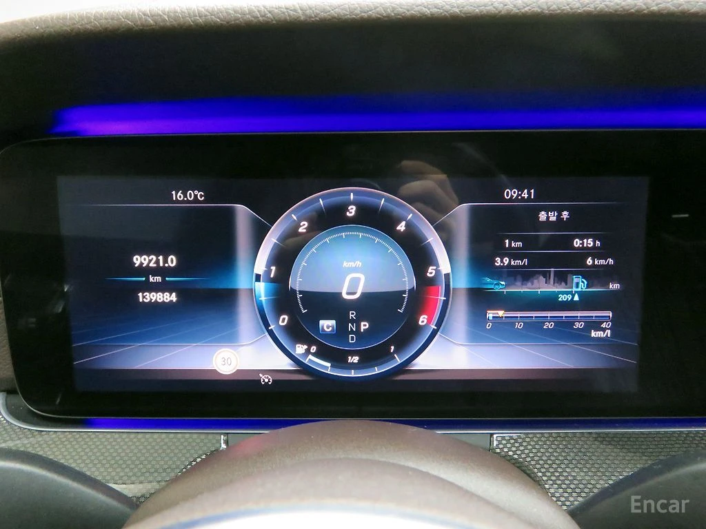 Mercedes-Benz CLS 300 AMG* BURMESTER* 4 ��������* ������* �����* ���� | Mobile.bg � ����������� 9