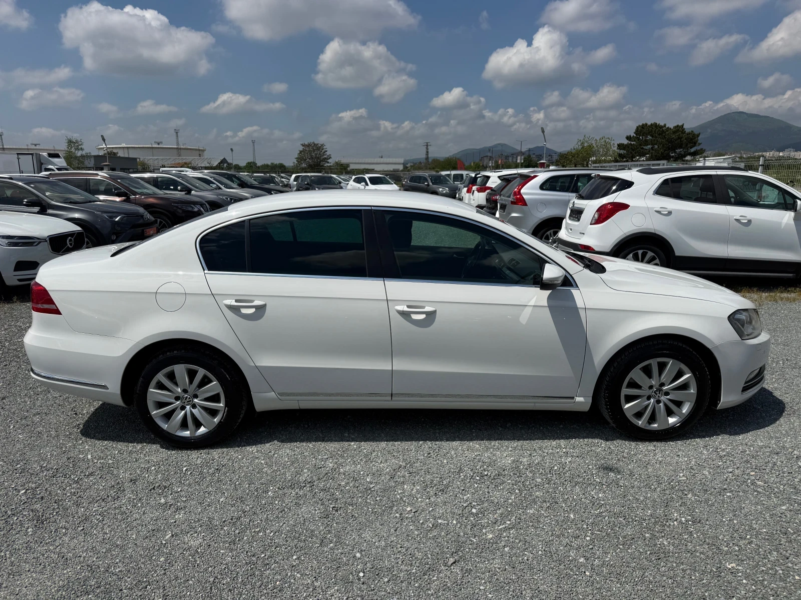 VW Passat (KATO НОВА), снимка 4 - Автомобили и джипове - 54508966