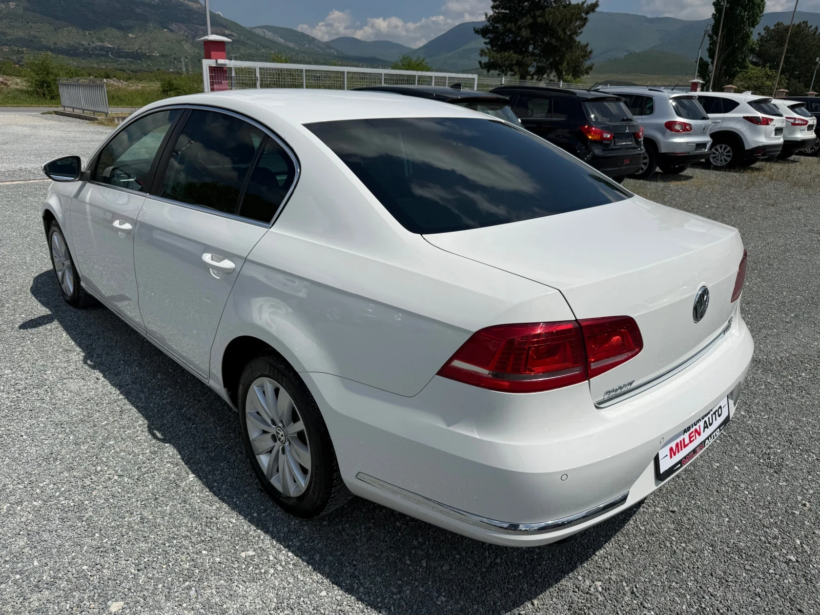 VW Passat (KATO НОВА), снимка 8 - Автомобили и джипове - 54508966