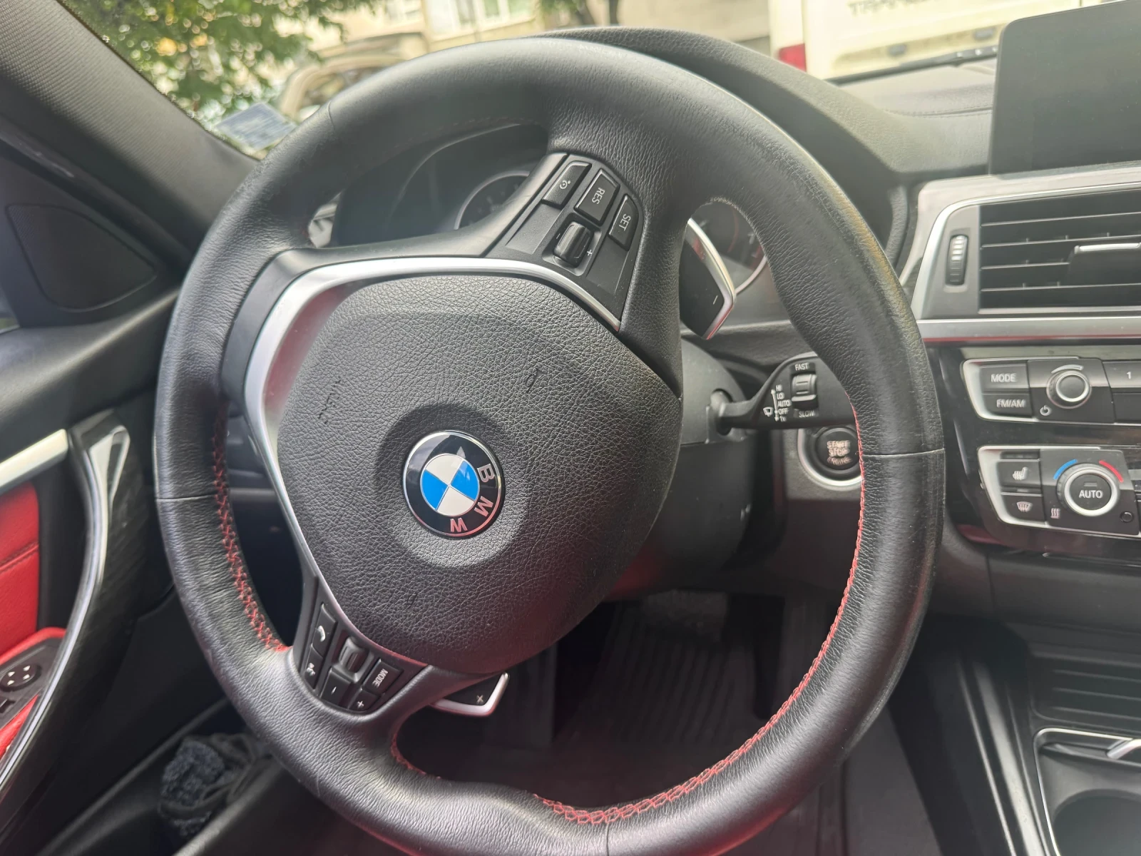 BMW 330 B48, снимка 7 - Автомобили и джипове - 54669312