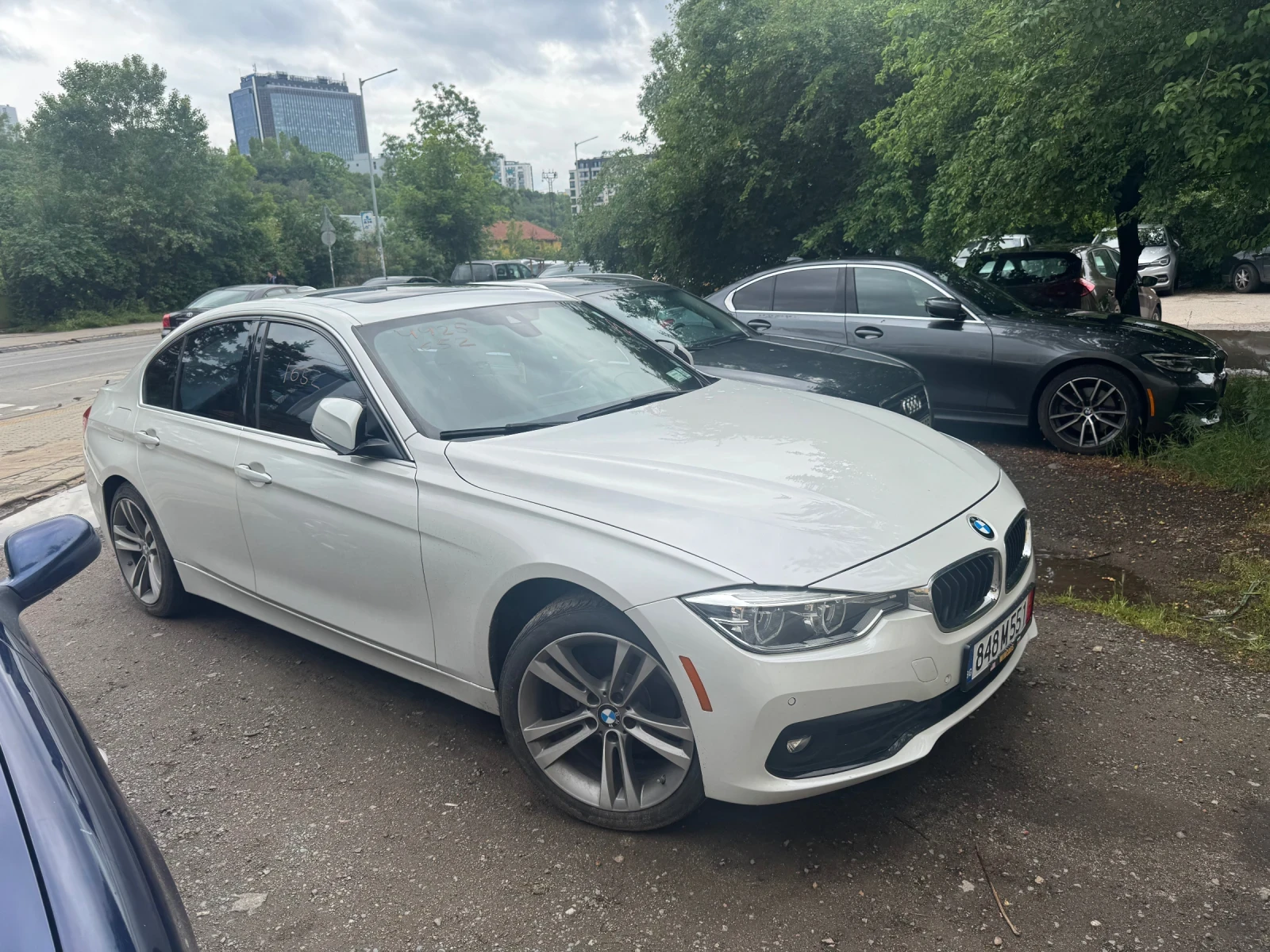 BMW 330 B48