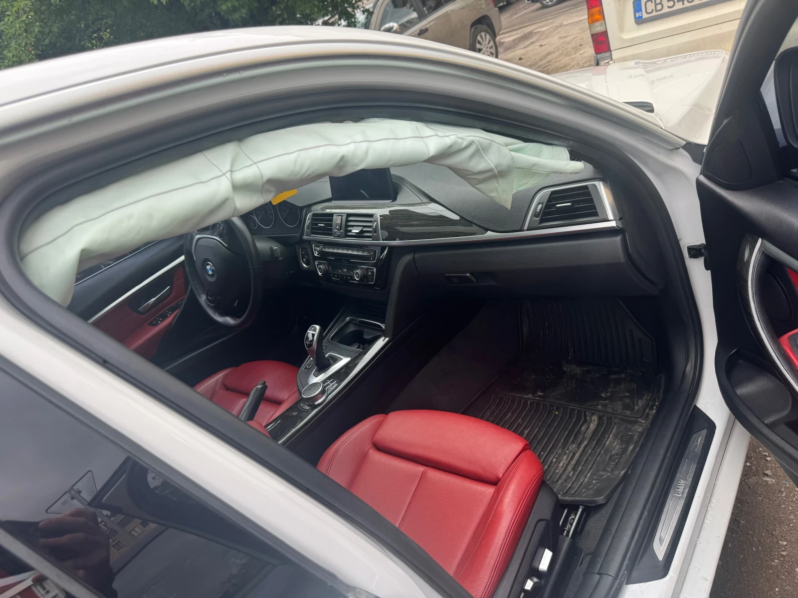BMW 330 B48, снимка 3 - Автомобили и джипове - 54669312