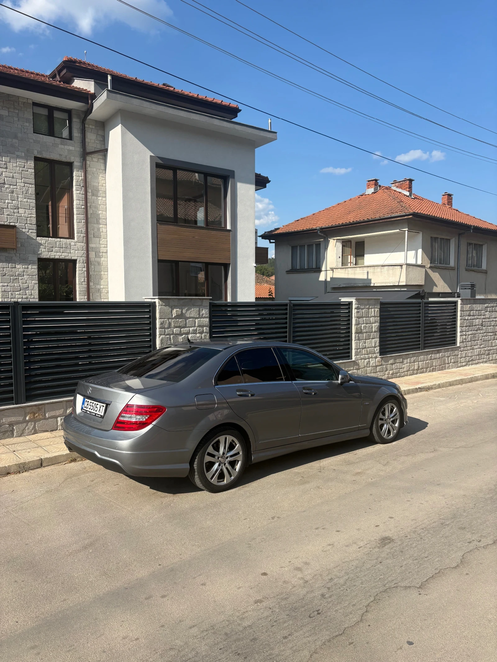 Mercedes-Benz C 250 AMG пакет 7G-Tronik 4Matic, снимка 4 - Автомобили и джипове - 55017456