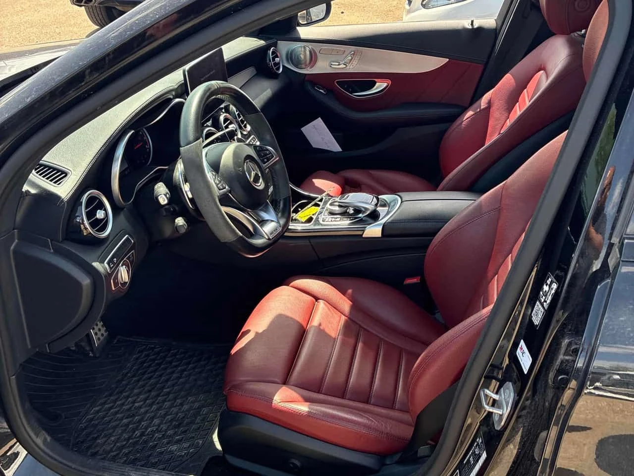 Mercedes-Benz C 43 AMG * 43 * АВТОКРЕДИТ БЕЗ ПЪРВОНАЧАЛНА ВНОСКА* , снимка 5 - Автомобили и джипове - 55093207
